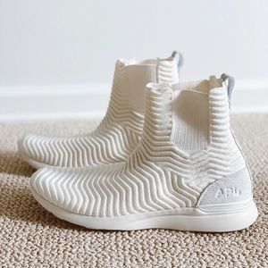APL Men’s TechLoom Chelsea Pristine Size 12